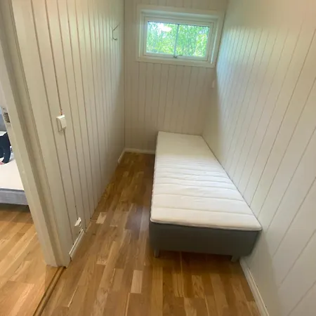 Utleiehytte I Bredbuktnes Casa de Férias *
