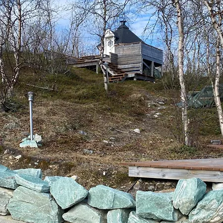 Utleiehytte I Bredbuktnes *